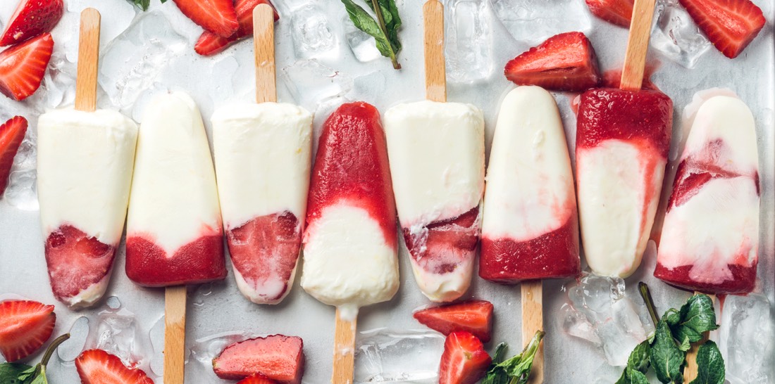 Fresh strawberry and cream popsicles